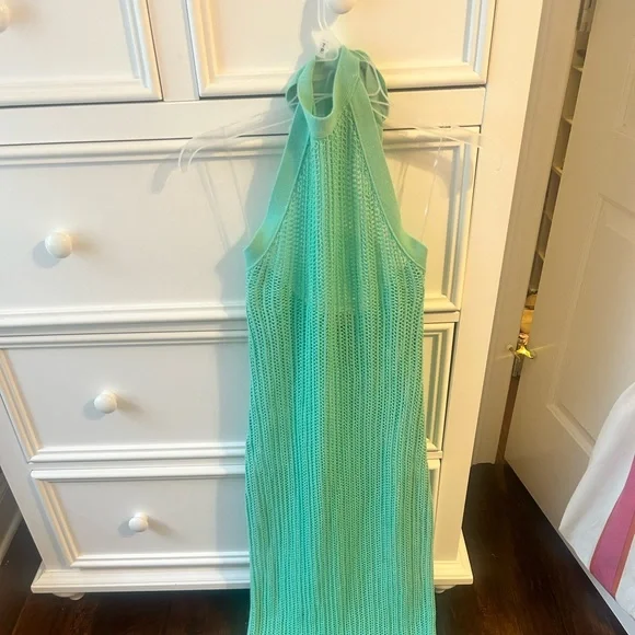 Beach Riot Coverup - Picture 2 of 4